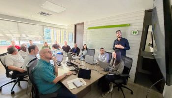 El director general de CORPOURABA, Alexis Cuesta, participó en una mesa de trabajo de seguimiento al Proyecto SABLE.